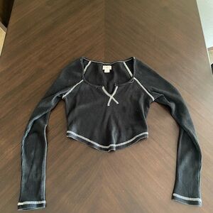 Urban outfitters crop top